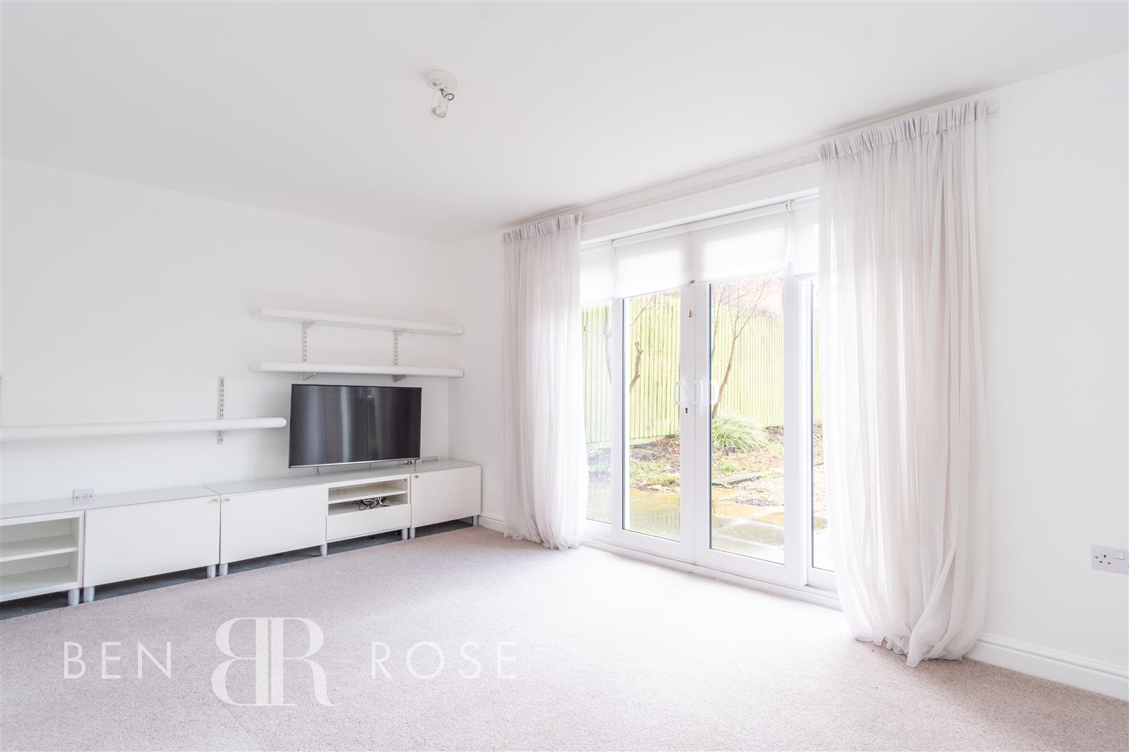 3 bed property in Stone Yard Close, Ormskirk